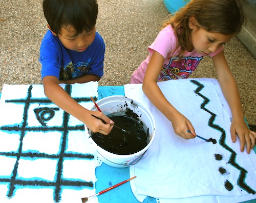 Starting to Mud Paint Cloth- Kid World Citizen Starting to Mud Paint Cloth- Kid World Citizen