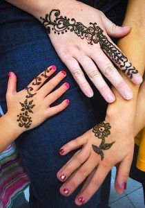 Beautiful Henna Mom and Kids- Kid World Citizen