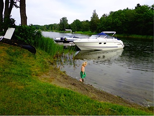 Beaches Sweden- Kid World Citizen Beaches Sweden- Kid World Citizen